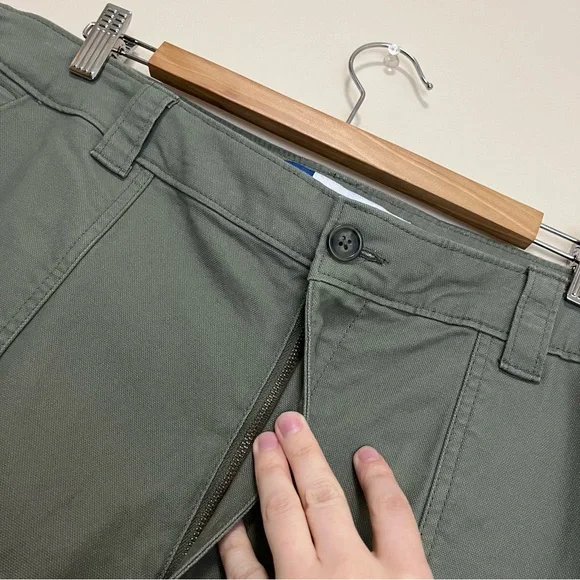 NWT Old Navy High Rise Barrel Leg Jean - Plus Size Clothing - Picture 5 of 15